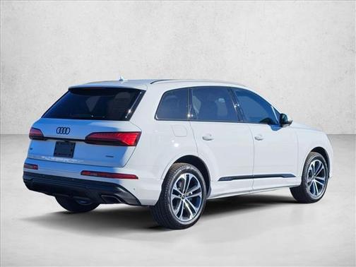 2026 Audi Q7 55 Premium