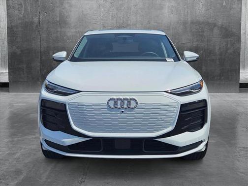 2025 Audi Q6 e-tron Premium