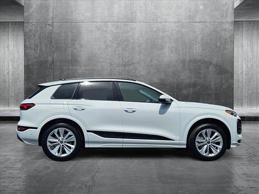 2025 Audi Q6 e-tron Premium