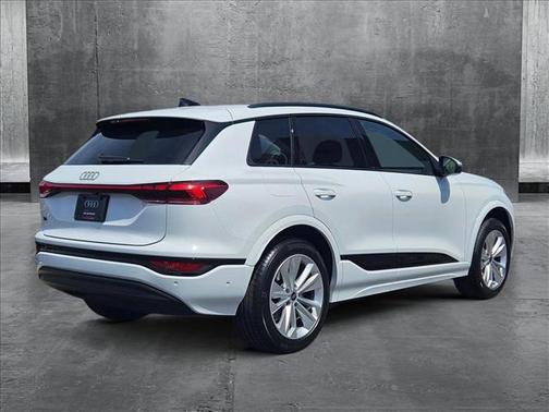 2025 Audi Q6 e-tron Premium