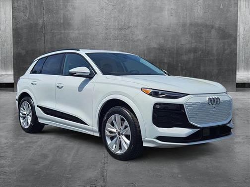 2025 Audi Q6 e-tron Premium