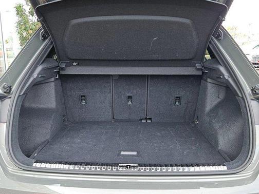 2022 Audi Q3 45 S line Premium