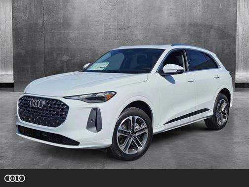 2025 Audi Q5 Premium