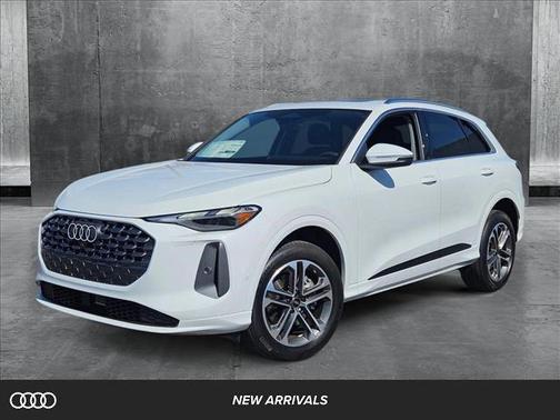 2025 Audi Q5 Premium