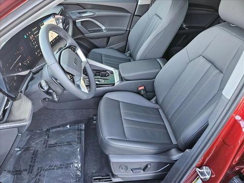 2025 Audi Q5 Premium TFSI quattro S tronic