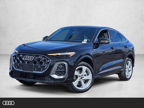 Mythos Black Metallic 2026 Audi Q5 Sportback Premium Plus TFSI quattro S tronic