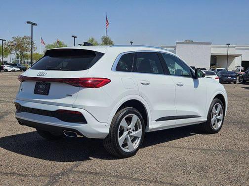 2025 Audi Q5 Premium Plus
