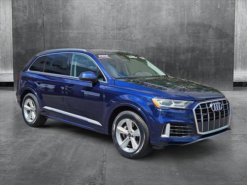 2022 Audi Q7 55 Premium