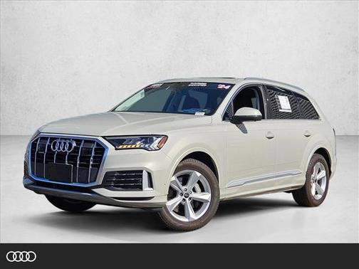 2024 Audi Q7 45 Premium Plus