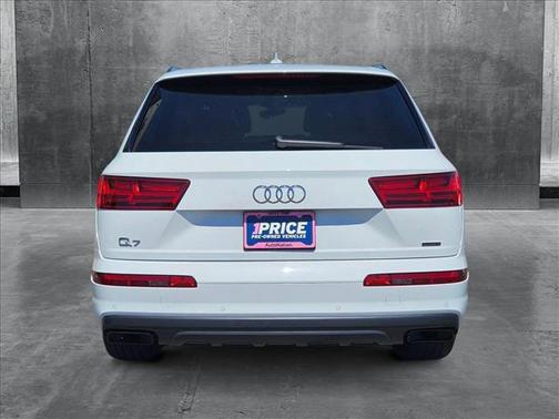 2019 Audi Q7 55 Prestige