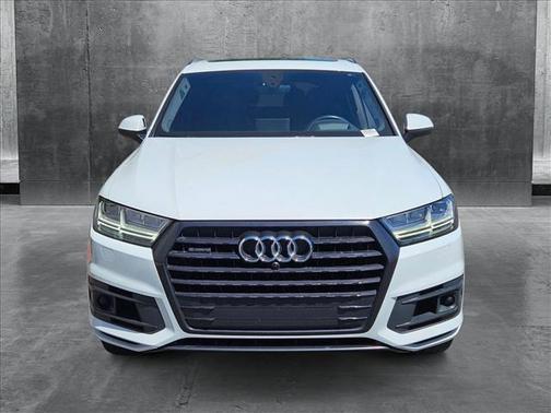 2019 Audi Q7 55 Prestige