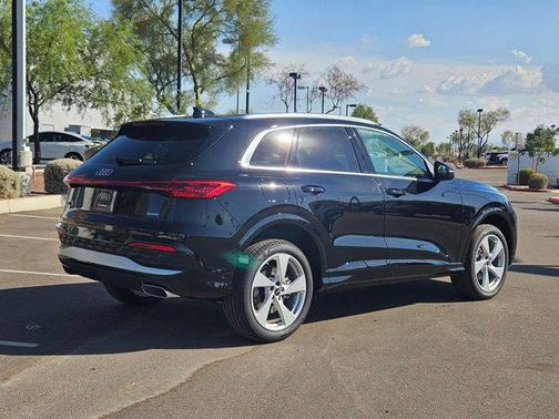 2025 Audi Q5 Premium Plus