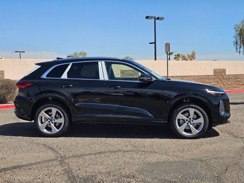 2025 Audi Q5 Premium Plus