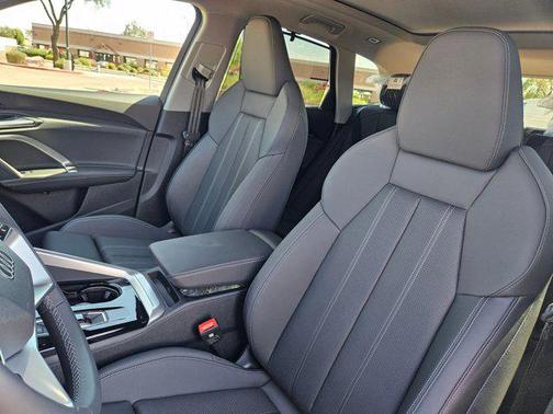 2025 Audi Q5 Premium Plus