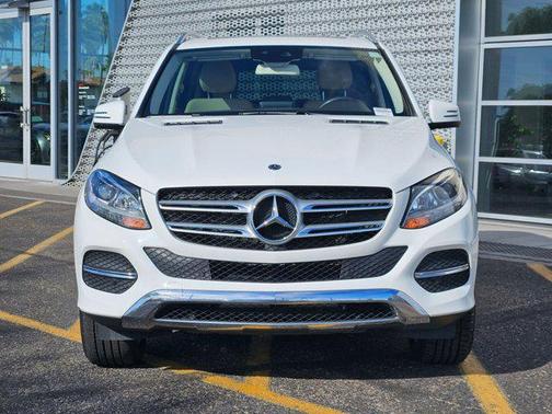 White 2019 Mercedes-Benz GLE 400 Base 4MATIC