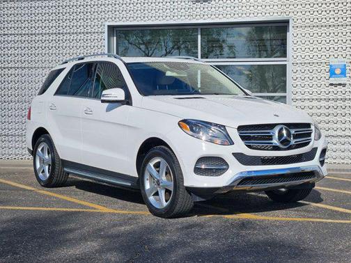 White 2019 Mercedes-Benz GLE 400 Base 4MATIC