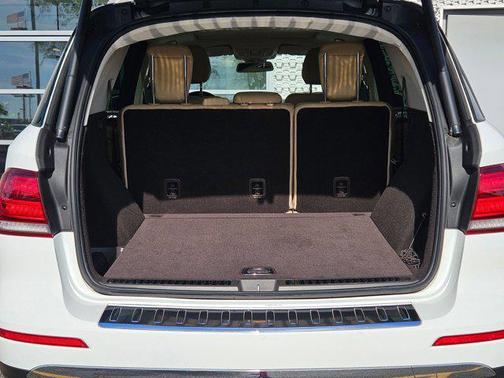 White 2019 Mercedes-Benz GLE 400 Base 4MATIC