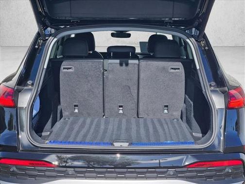 Mythos Black Metallic 2025 Audi Q5 Premium TFSI quattro S tronic
