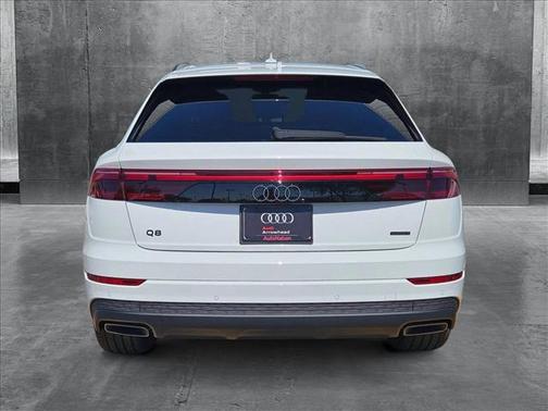 2025 Audi Q8 55 Premium Plus