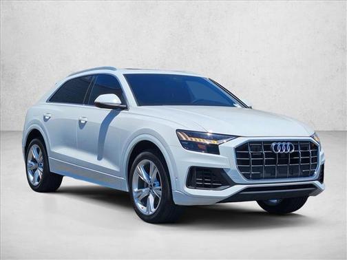 Carrara White 2023 Audi Q8 55 Premium