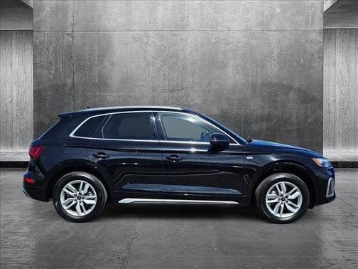 2022 Audi Q5 45 S line Premium