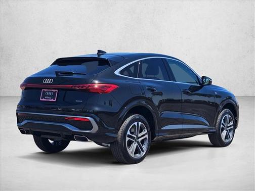 Mythos Black Metallic 2026 Audi Q5 Sportback Premium TFSI quattro S tronic