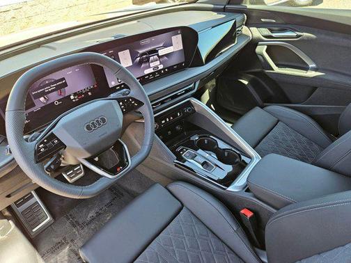 Mythos Black Metallic 2026 Audi SQ5 3.0T Premium Plus