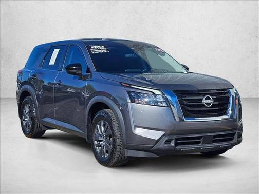 2023 Nissan Pathfinder S FWD