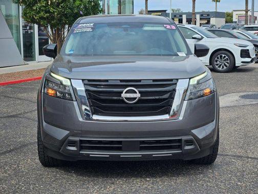 2023 Nissan Pathfinder S FWD