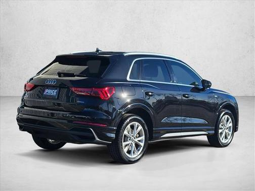 2023 Audi Q3 45 S line Premium Plus