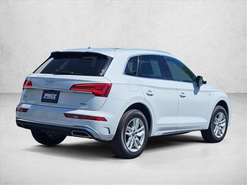 2023 Audi Q5 45 S line Premium