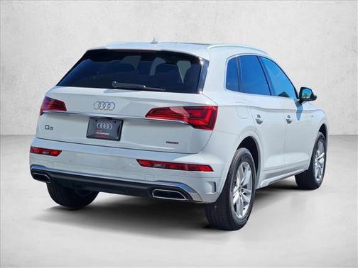 2023 Audi Q5 45 S line Premium