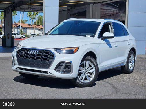 2023 Audi Q5 45 S line Premium