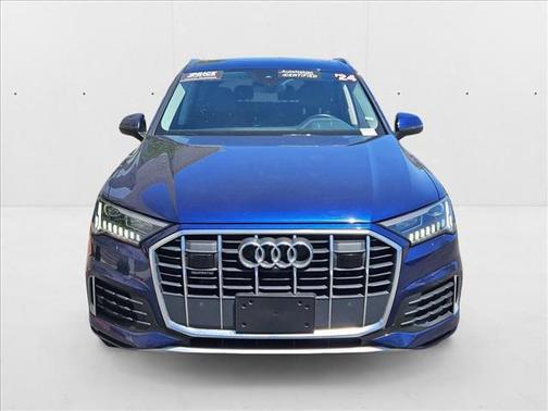 2024 Audi Q7 45 Premium Plus