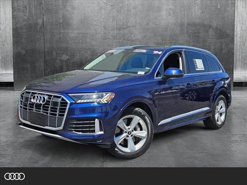2024 Audi Q7 45 Premium Plus