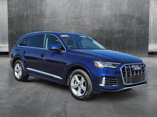 2024 Audi Q7 45 Premium Plus