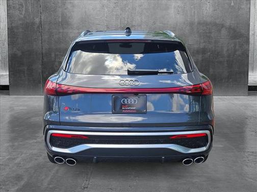 2025 Audi SQ5 3.0T Premium Plus