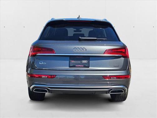 2024 Audi Q5 45 S line Premium