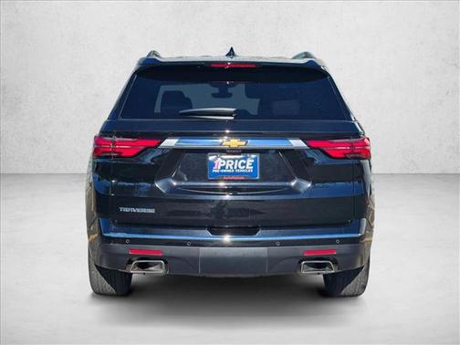 Mosaic Black Metallic 2023 Chevrolet Traverse High Country