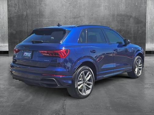 2024 Audi Q3 Premium 45 TFSI S line quattro Tiptronic