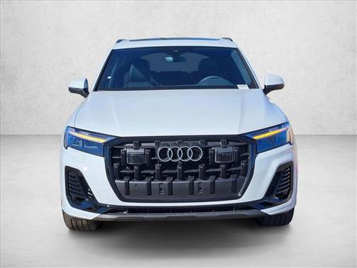 2026 Audi Q7 55 Premium Plus