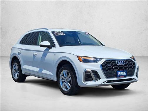 Ibis White 2023 Audi Q5 45 S line Premium