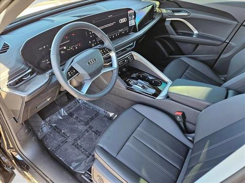 2025 Audi Q5 Premium TFSI quattro S tronic