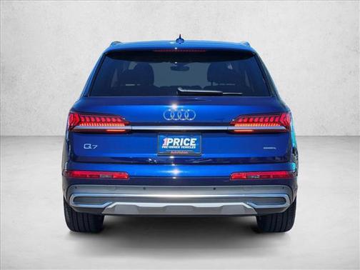 2024 Audi Q7 55 Prestige