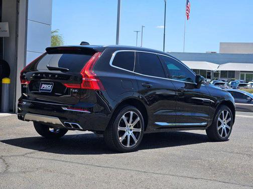 Onyx Black Metallic 2019 Volvo XC60 T6 Inscription