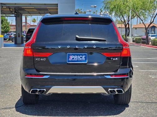 Onyx Black Metallic 2019 Volvo XC60 T6 Inscription