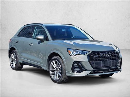 2025 Audi Q3 Premium 45 TFSI S line quattro Tiptronic