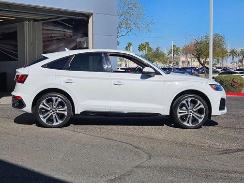 2023 Audi Q5 45 S line Premium Plus