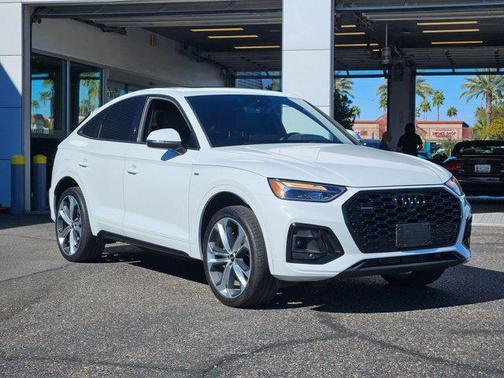 2023 Audi Q5 45 S line Premium Plus