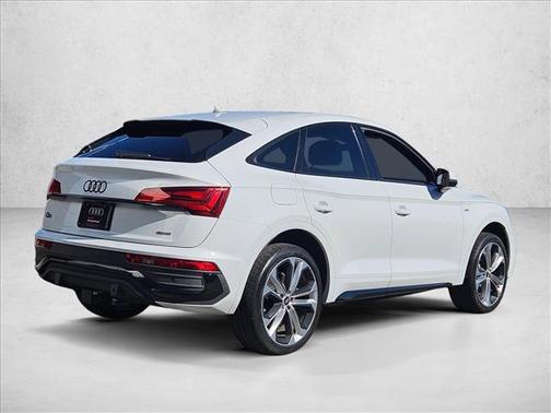 2023 Audi Q5 45 S line Premium Plus